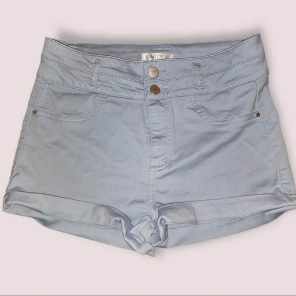 Y2K High Rise Double Button Shorts Size 8 | Baby Blue Coastal Y2K Vtg - Picture 1 of 4
